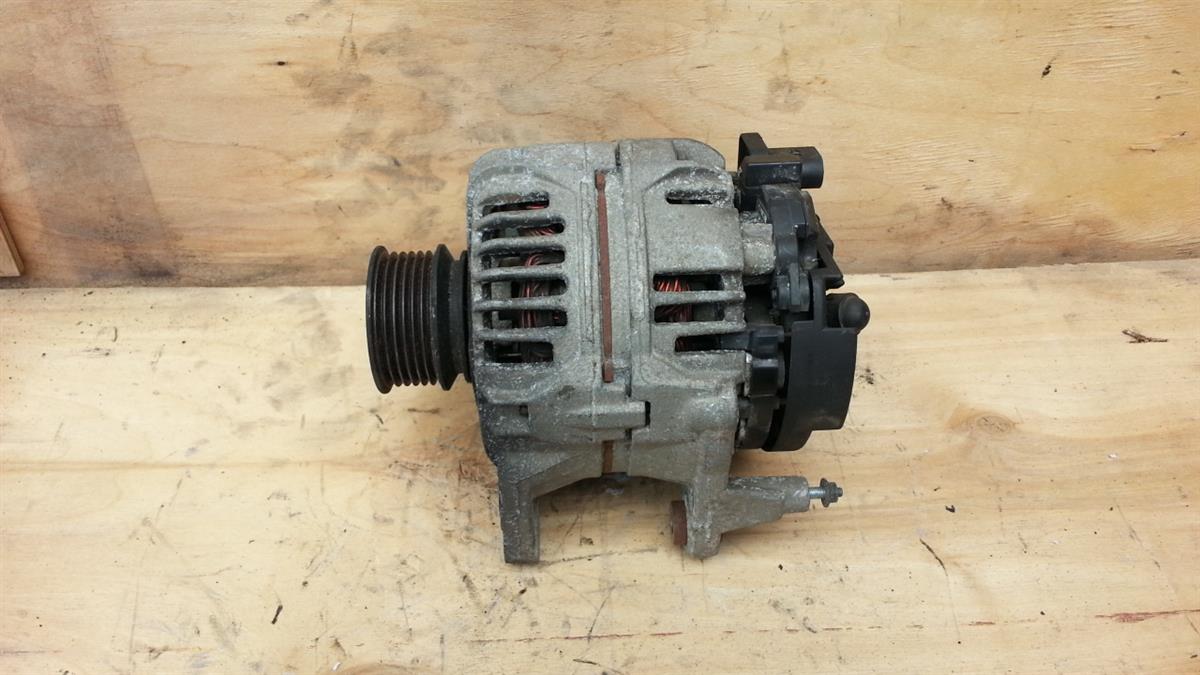 Alternator pentru VW Golf 4 1.4 16Vpiese dezmembrari