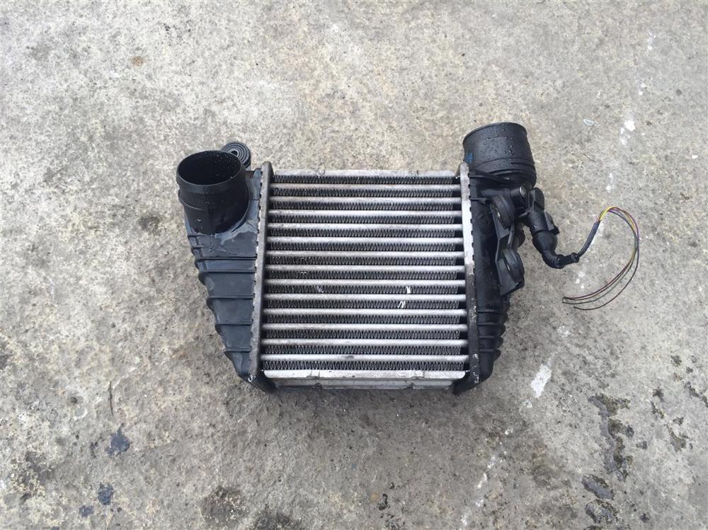 Radiator intercooler pentru VW Golf 4 1.9 TDI AJM1J0145803FPiesa