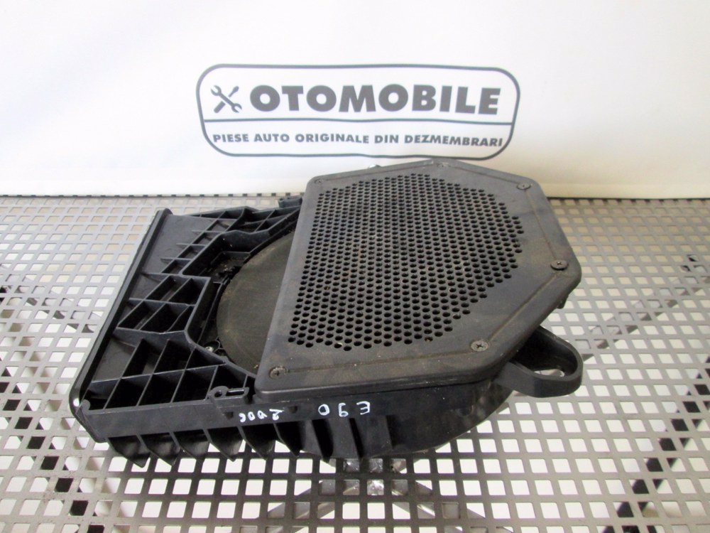 Subwoofer BMW E90, E91 BMW E90 [Fabr 20052009] Boxe